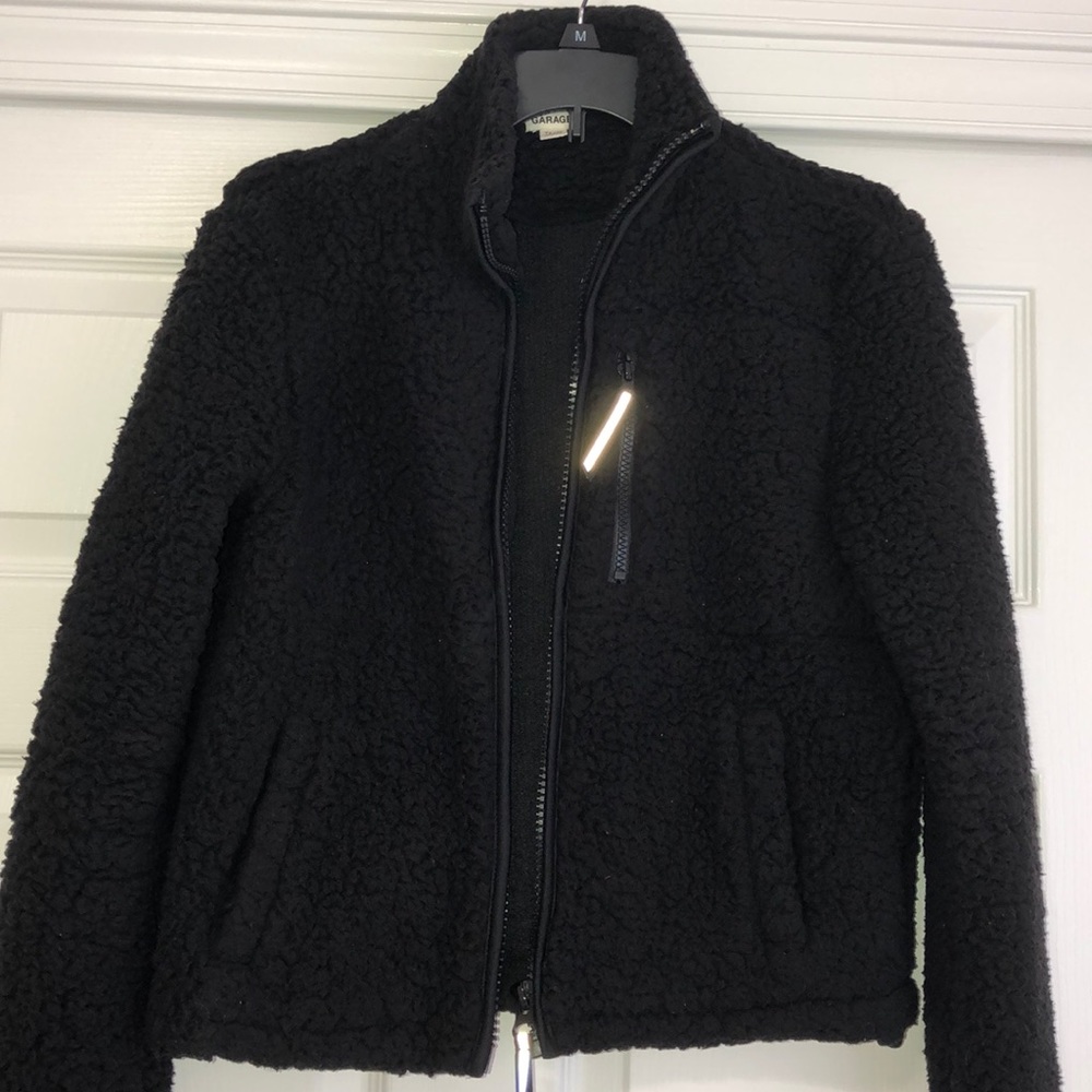 Sherpa zip up
